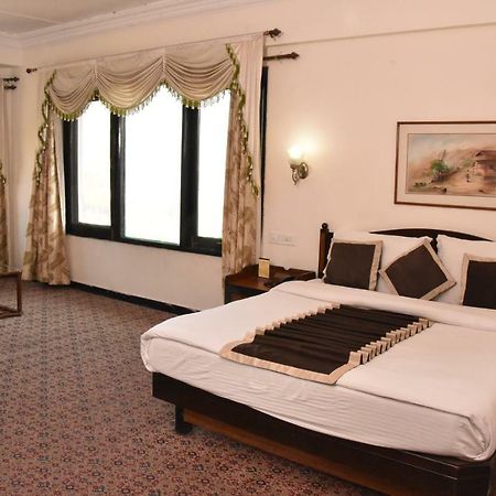 Hotel Asia The Dawn Шимла Экстерьер фото